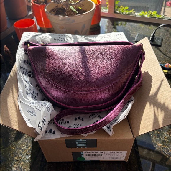Portland Leather Handbags - Portland Leather Ultra Violet Medium Koala 🎆